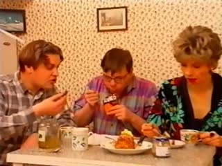 33 square meters, comedy, russia, preseason. 15 episodes. 1997